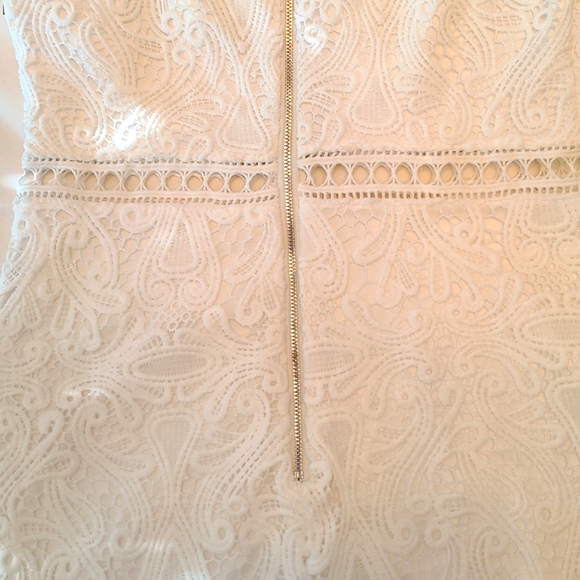 Lulus White Crochet Lace Sleeveless Mini Dress NWT Size Small - Picture 9 of 9